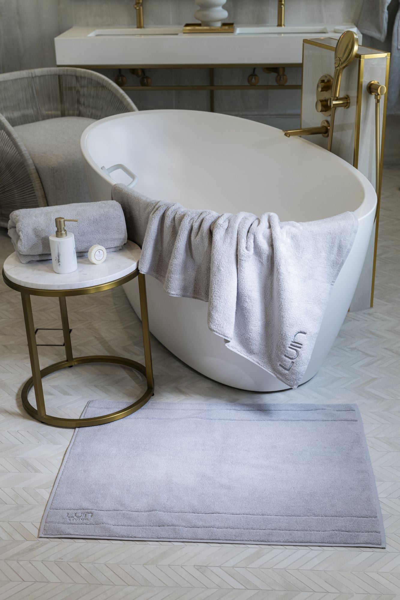 Bath Mat Pearl Grey