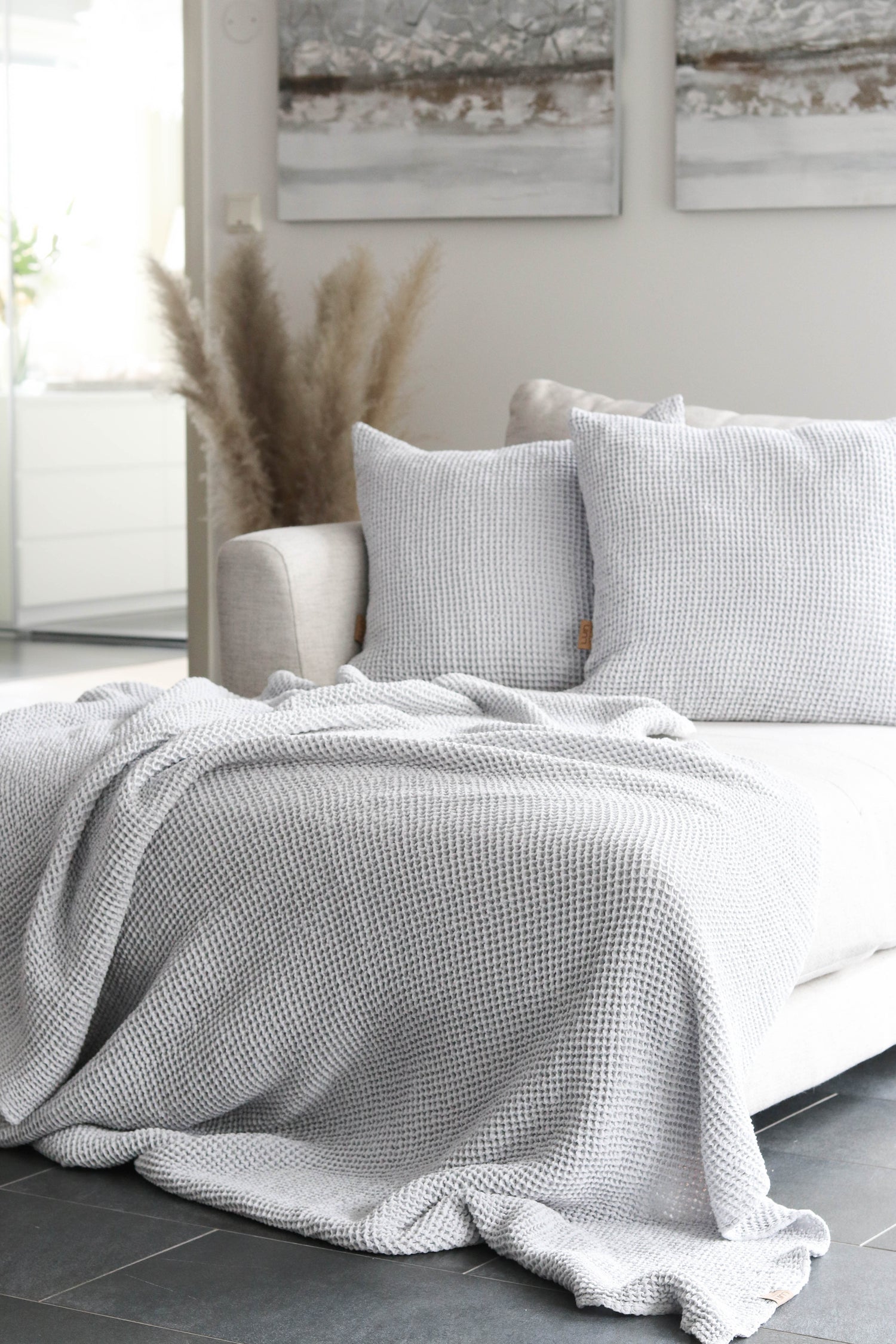 Throw Pearl Grey