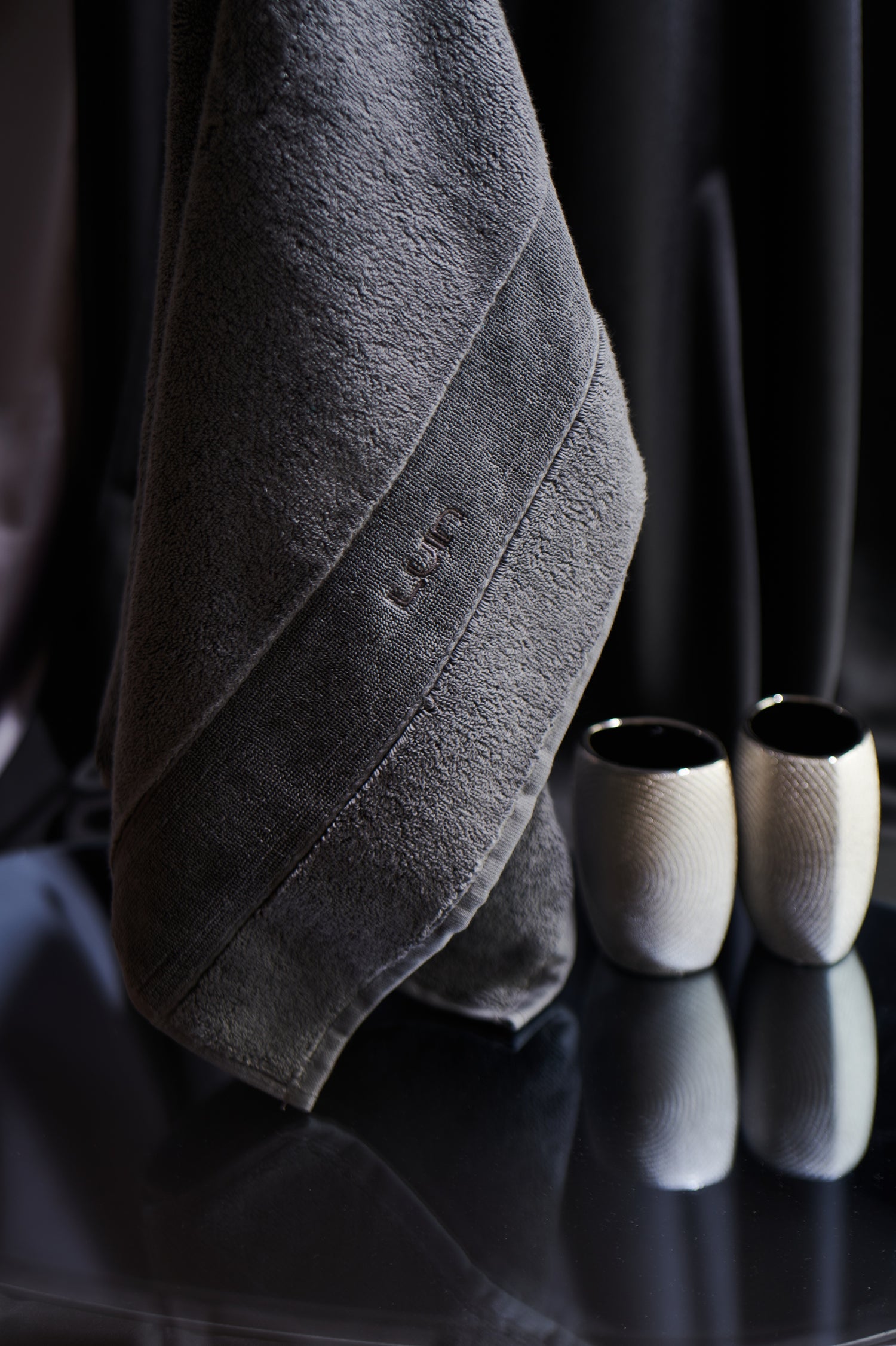 Organic Elegance Hand Towel 50x80cm Coal