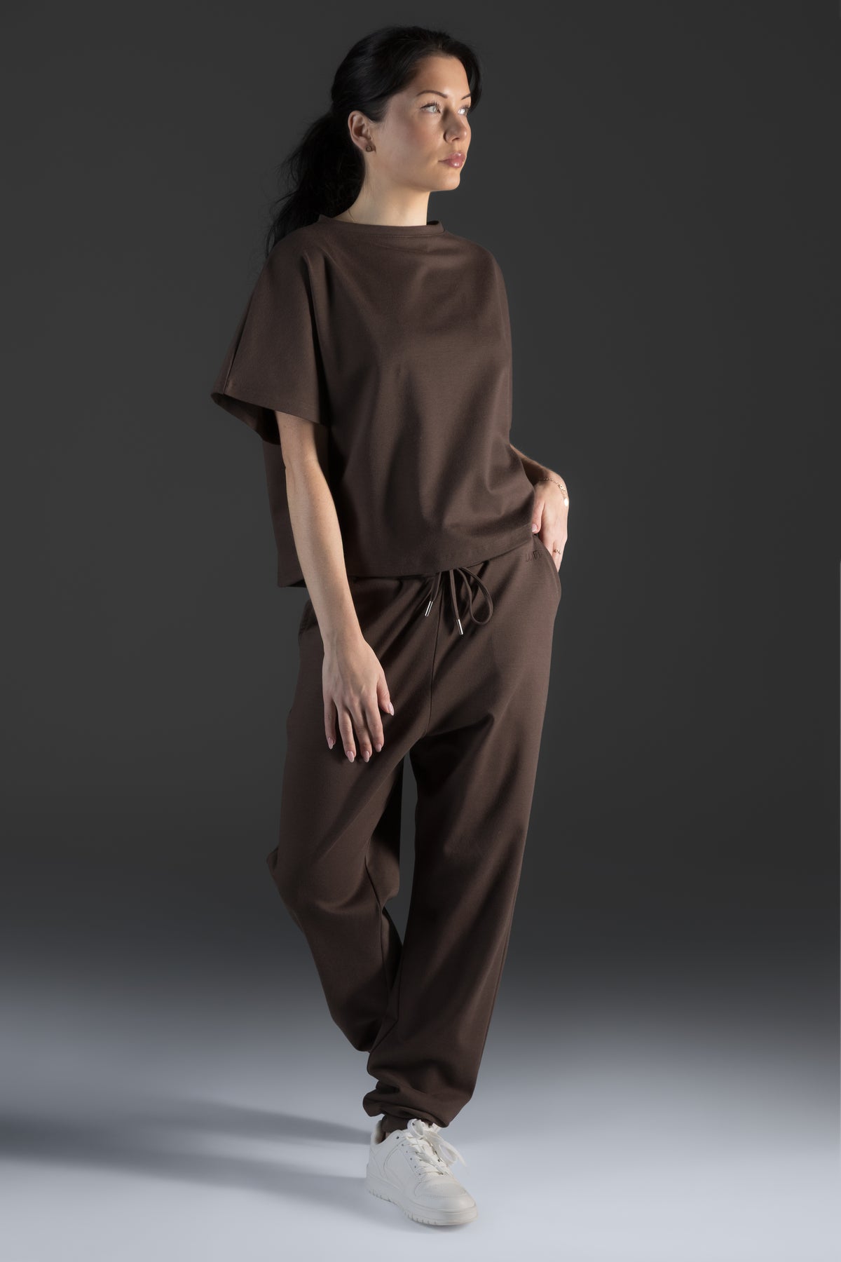 Lounge by Luin T-Shirt Dark Brown