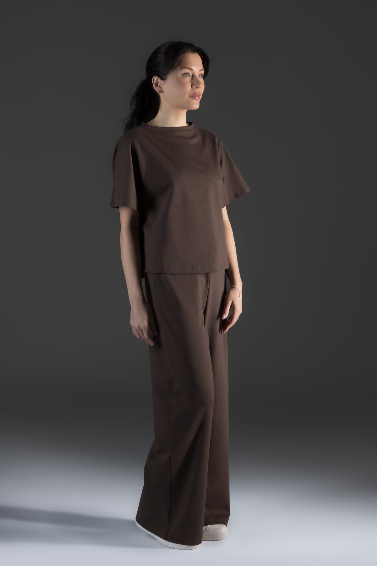 Lounge by Luin T-Shirt Dark Brown