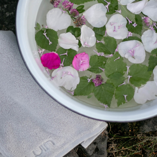 DIY Floral Foot Bath