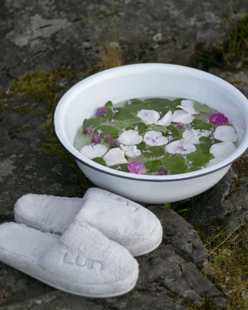 DIY Foot Soak - A Blossoming Life